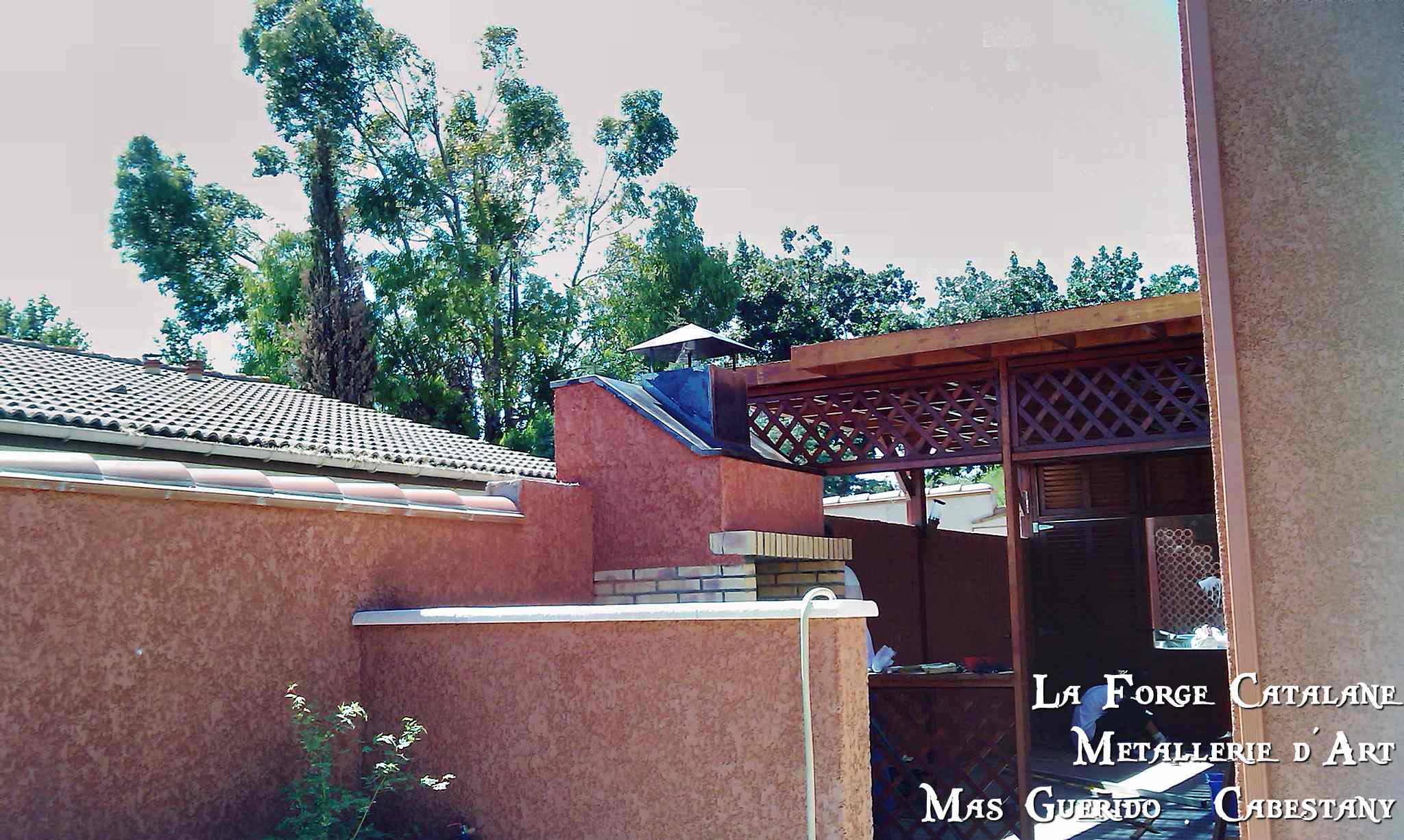 chapeau et boisseau de hotte de barbecue  forge catalane.jpg